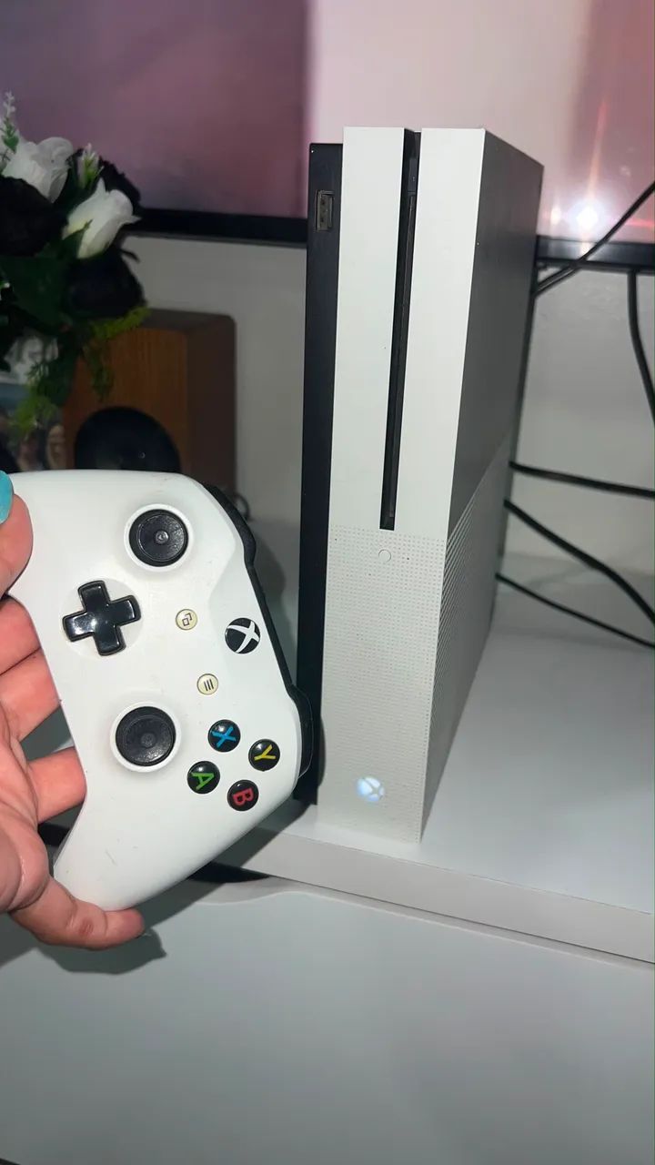 Xbox one 1TB com caixa  - Foto 3