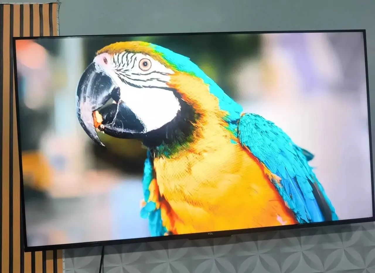 Vendo essa tv 50 polegadas smart 4K  - Foto 4