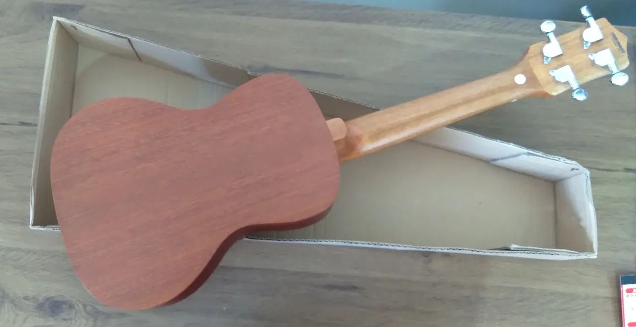 Tagima Ukulele 23K - Foto 2