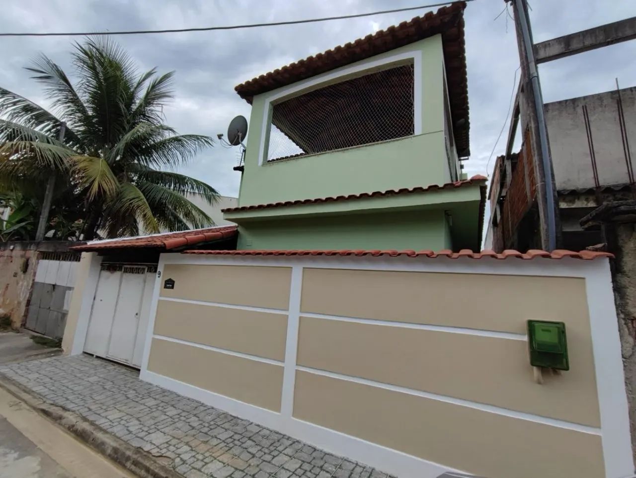 Linda Casa duplex em Paciência com 3 quartos com 120 m2 com quintal e terraço - Foto 2