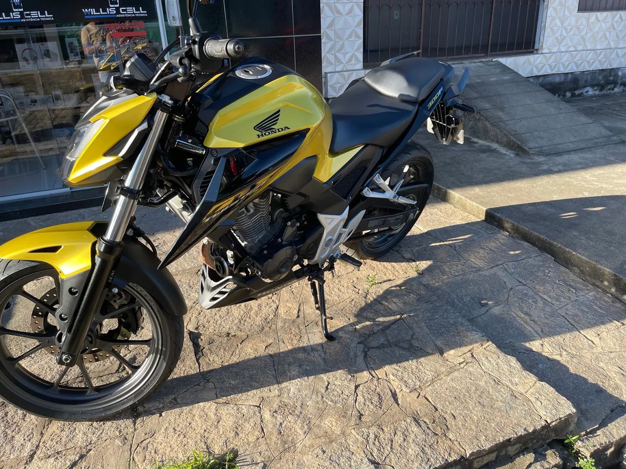 CB300F TWISTER ABS - Foto 3