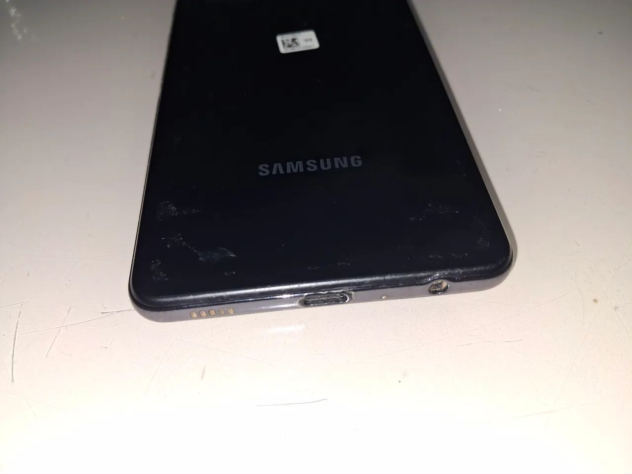 Celular Sansung preto A72 com 128GB  - Foto 4