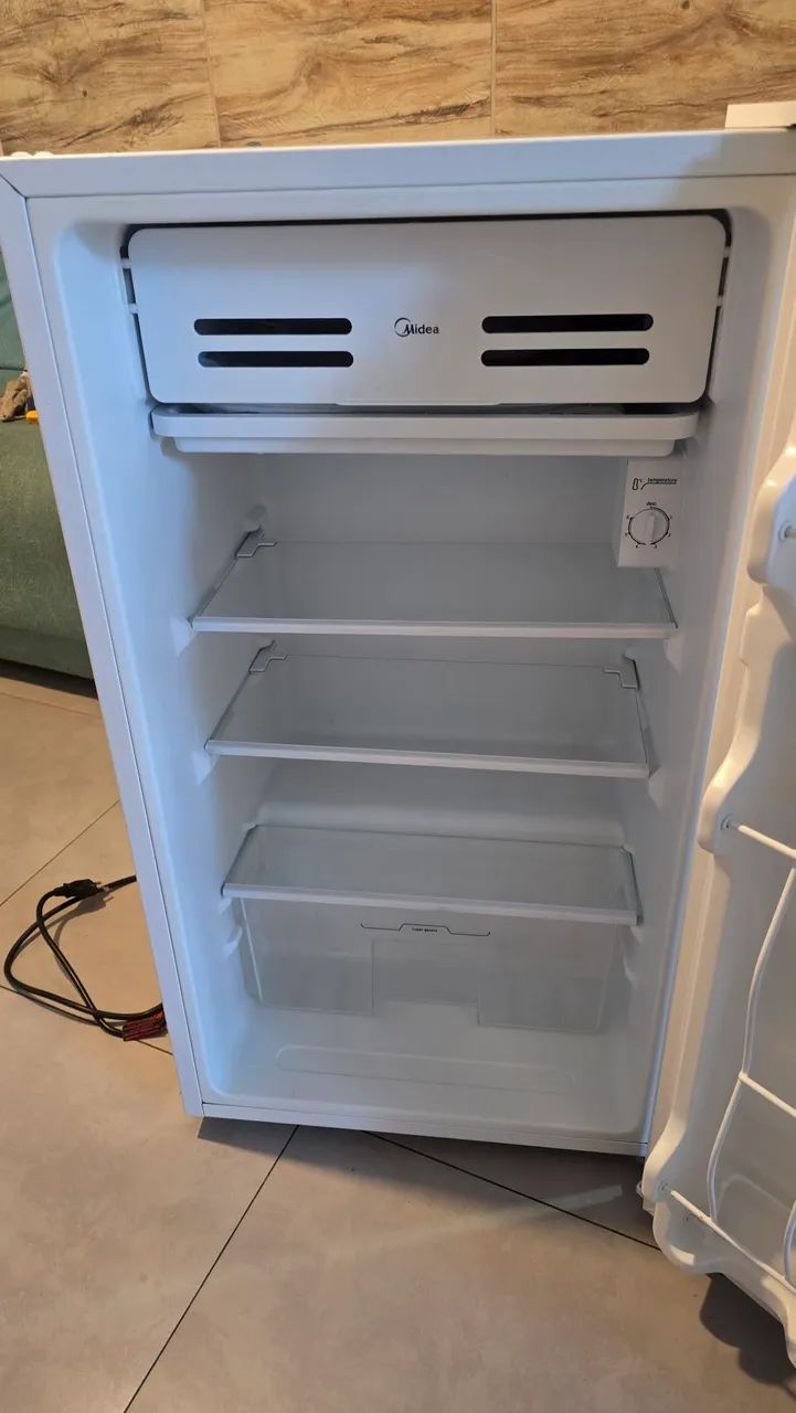 Frigobar Midea 93L  - Foto 5