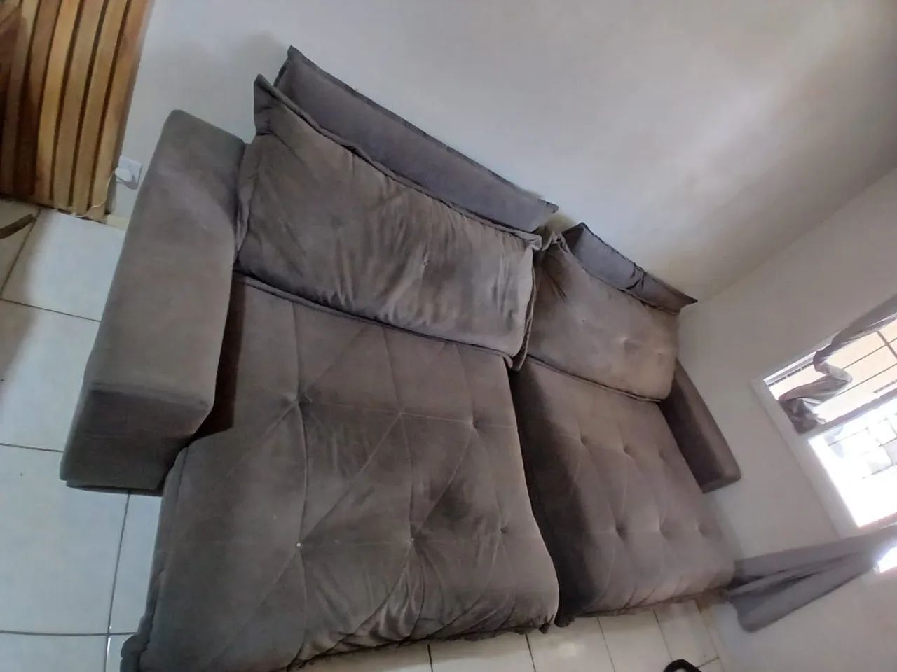Vendo sofá 6 lugares R$ 800.0065746292887043120