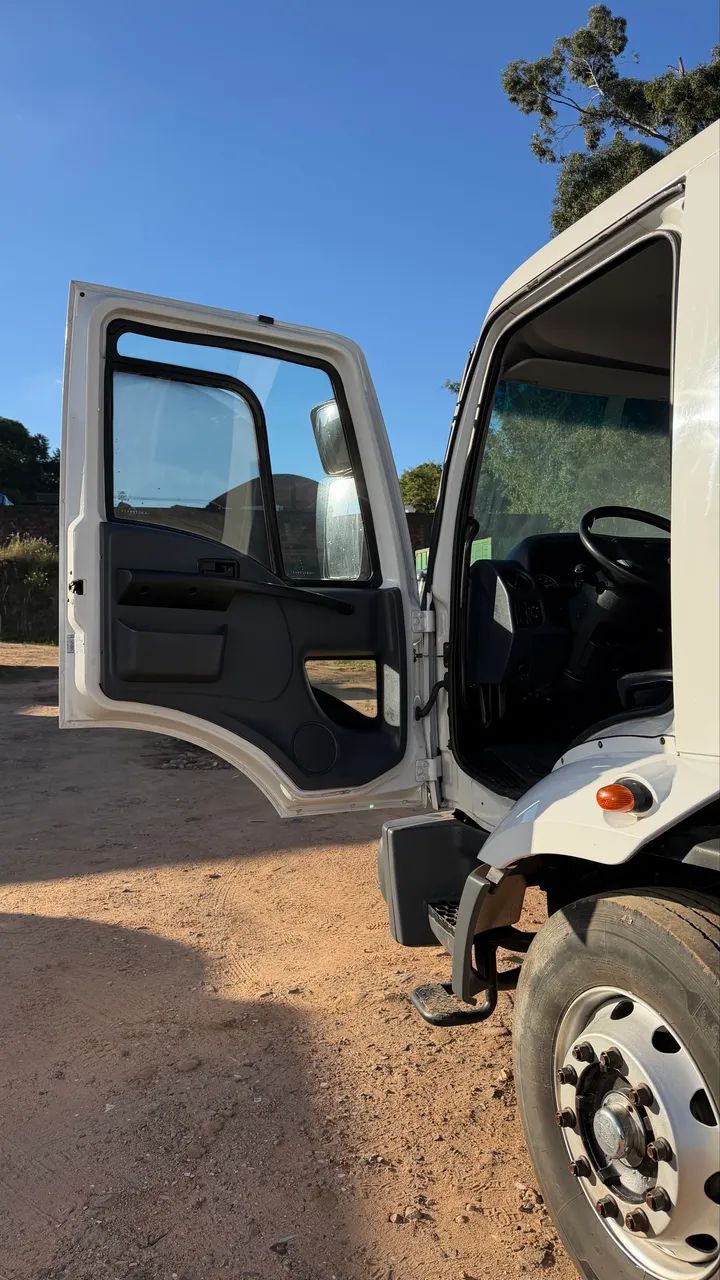 Ford Cargo 1719 Automatizado ano 2019 - Foto 6