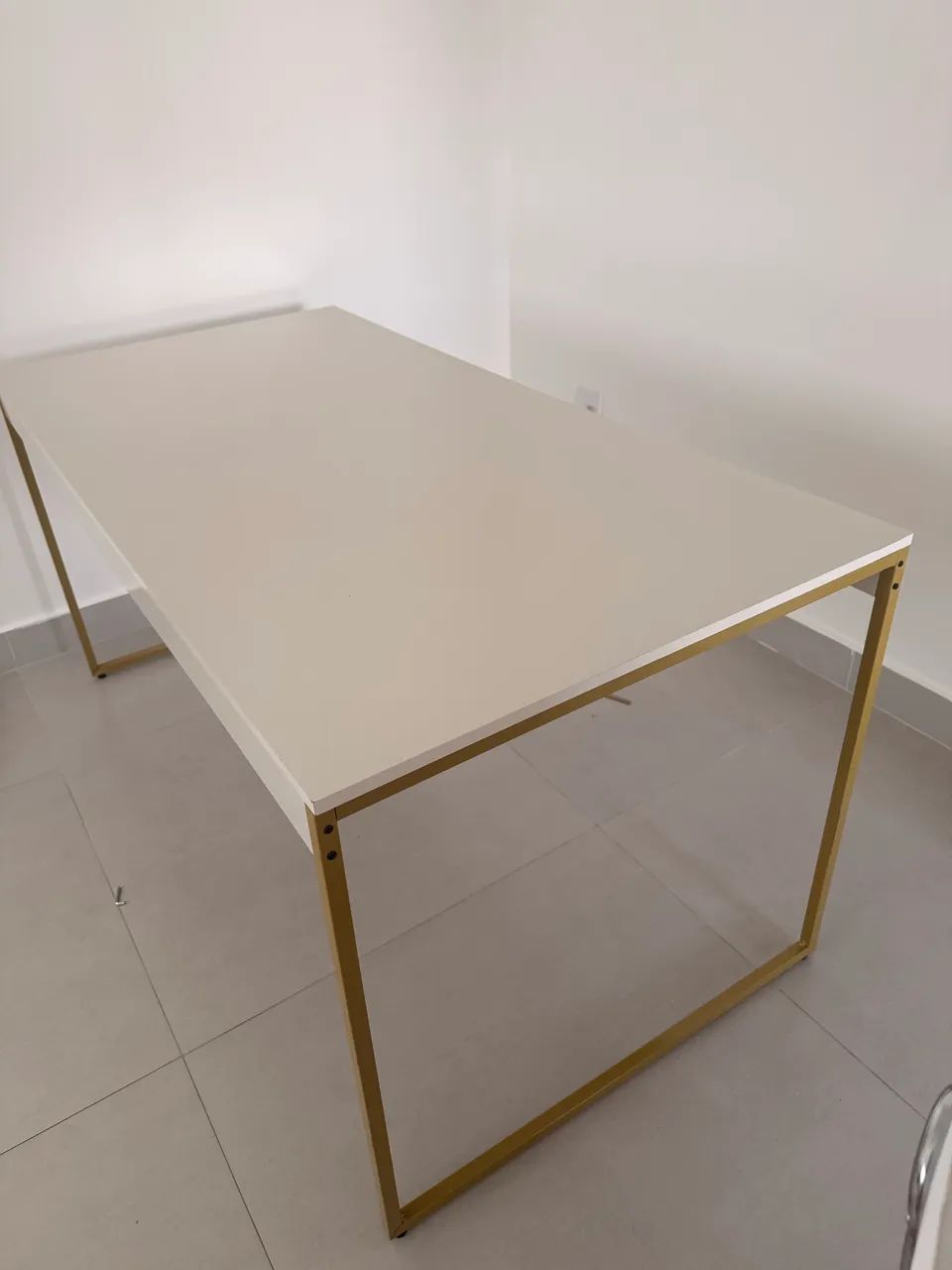 MESA DE ESCRITÓRIO/CONSULTORIO - Foto 3