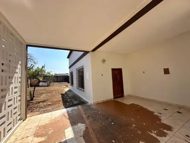 CASA AMPLA PARA LOCAÇÃO - SETOR LESTE | QUADRA 33 - Foto 4