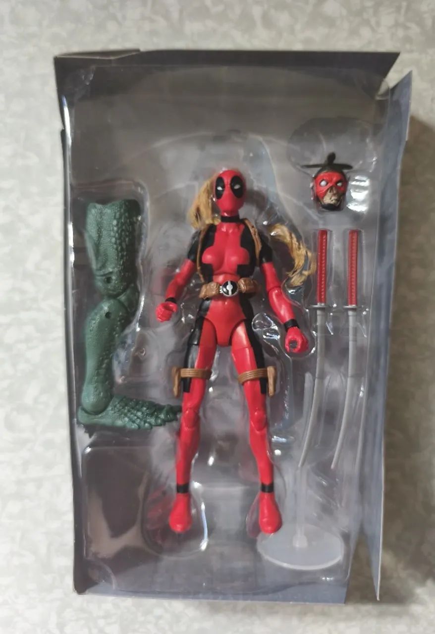 Marvel Legends Lady Deadpool - Foto 2