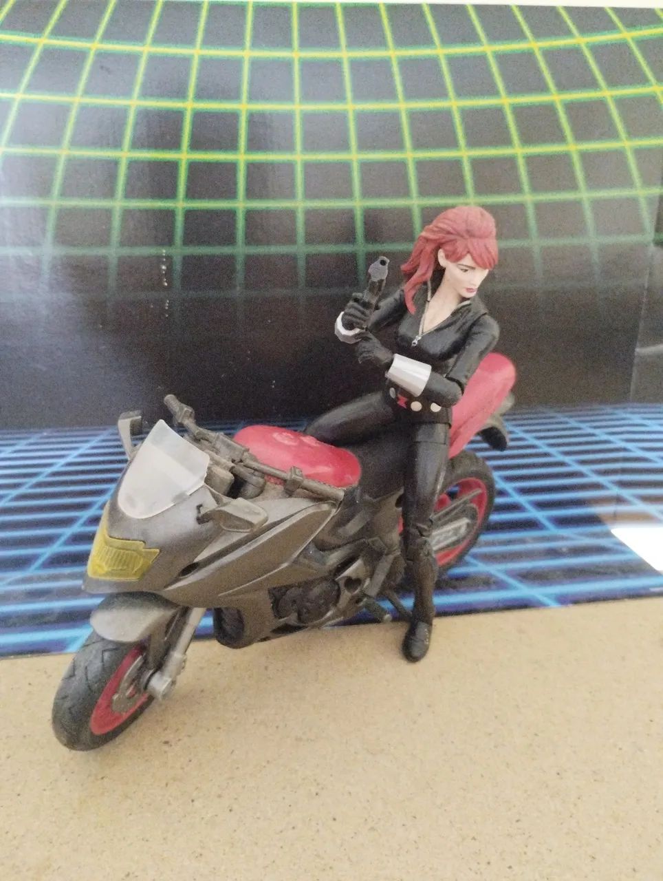 Ultimate Black Widow (Viúva Negra). Com moto, pistola,.metralhadora e head extra. - Foto 3