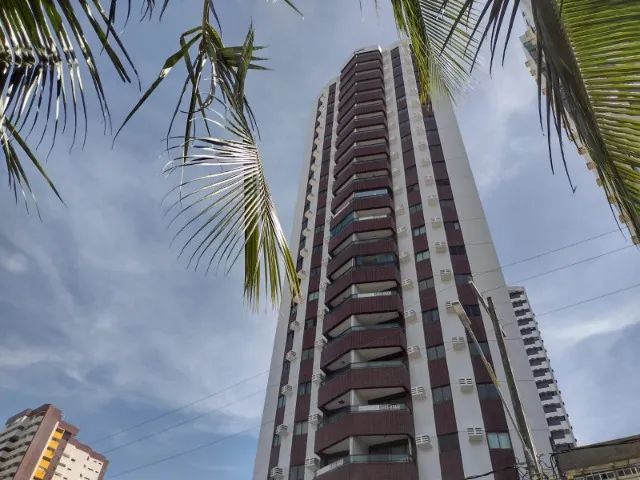 Apto proximo ao Shopping Recife - 200 mts da praia