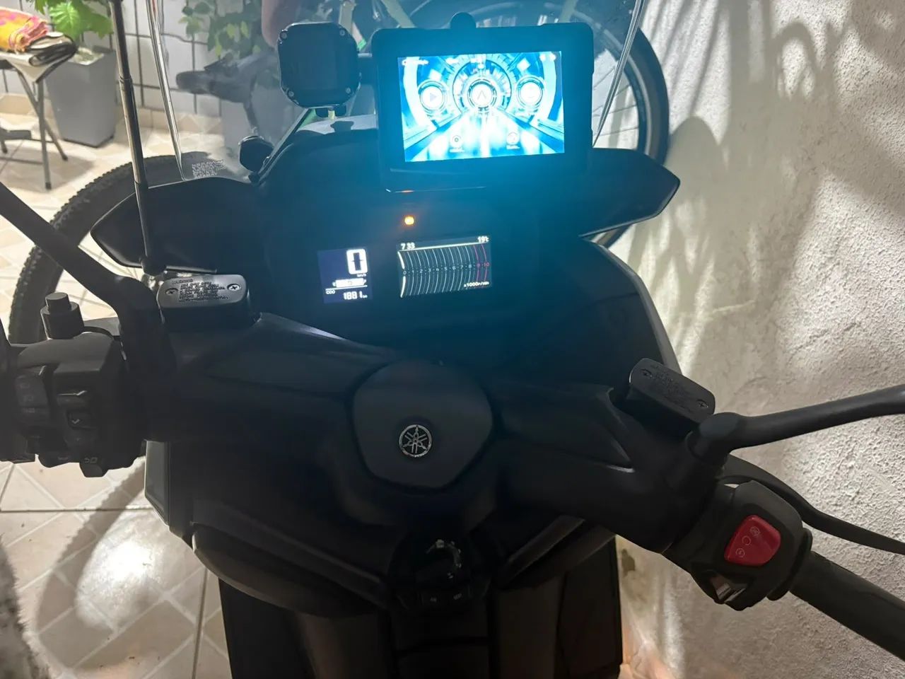 Vendo Xmax 300 nova! - Foto 4