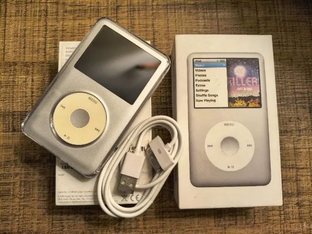 Apple iPod classic 第7世代　256GB カスタム iPod Classic 7a geração - 256gb - bateria nova, carenagem frontal