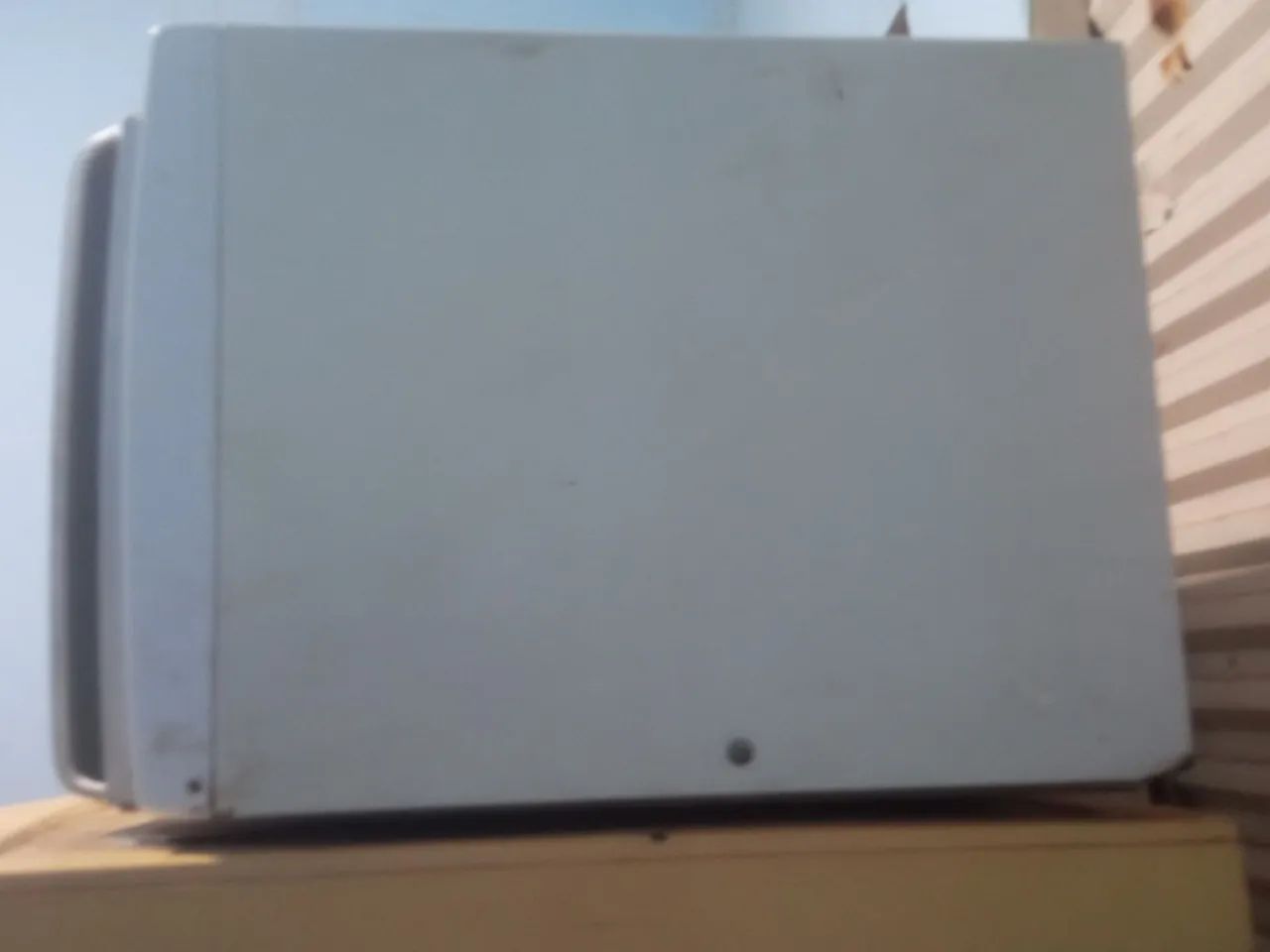 Vendo microondas Eletrolux funcionando perfeitamente  - Foto 4