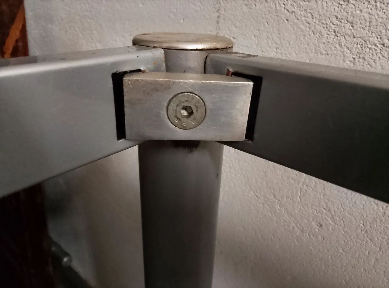 Mesa de escritório Tok stok. - Foto 5