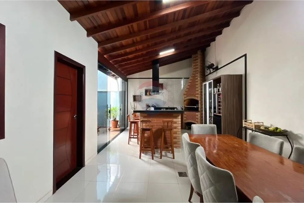 "Casa dos Sonhos: Modernidade e Conforto em SP!"