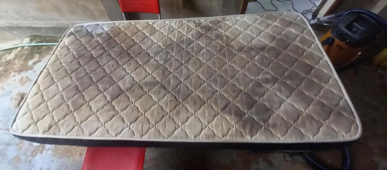 Lavagem é higienização de sofá e colch ão  - Foto 2