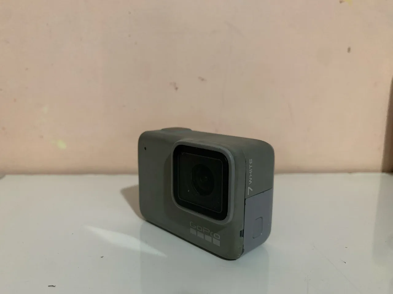 camera hero 7 white