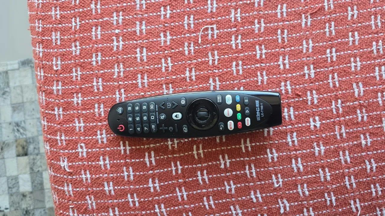 Smart TV LG 42 polegadas  - Foto 2