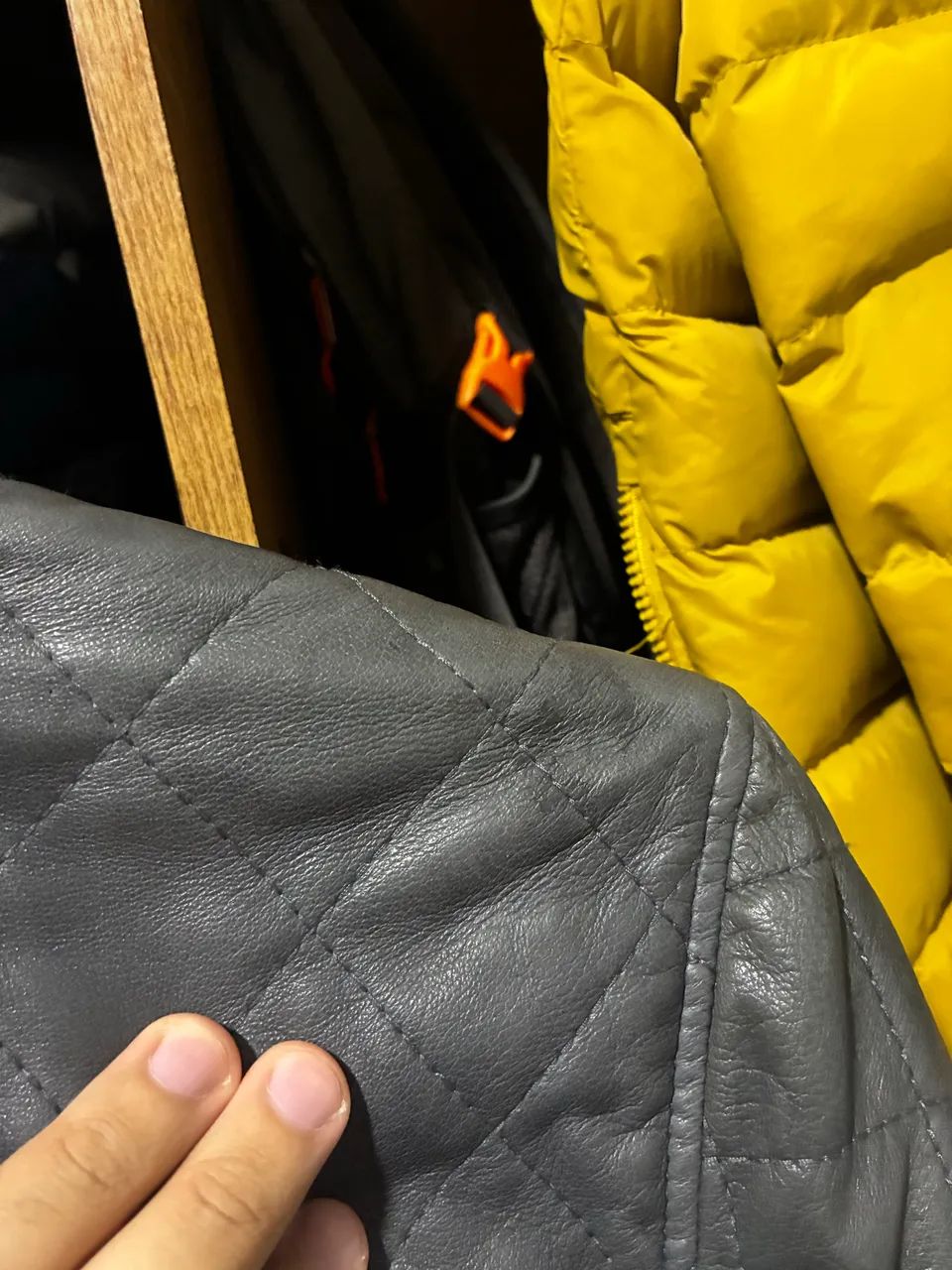 Jaqueta Diesel poliéster Cinza Bomber usada  - Foto 5