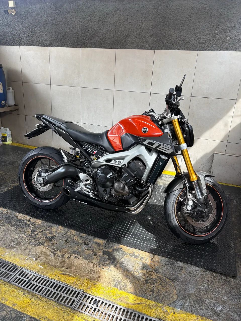 Yamaha MT09  - Foto 5