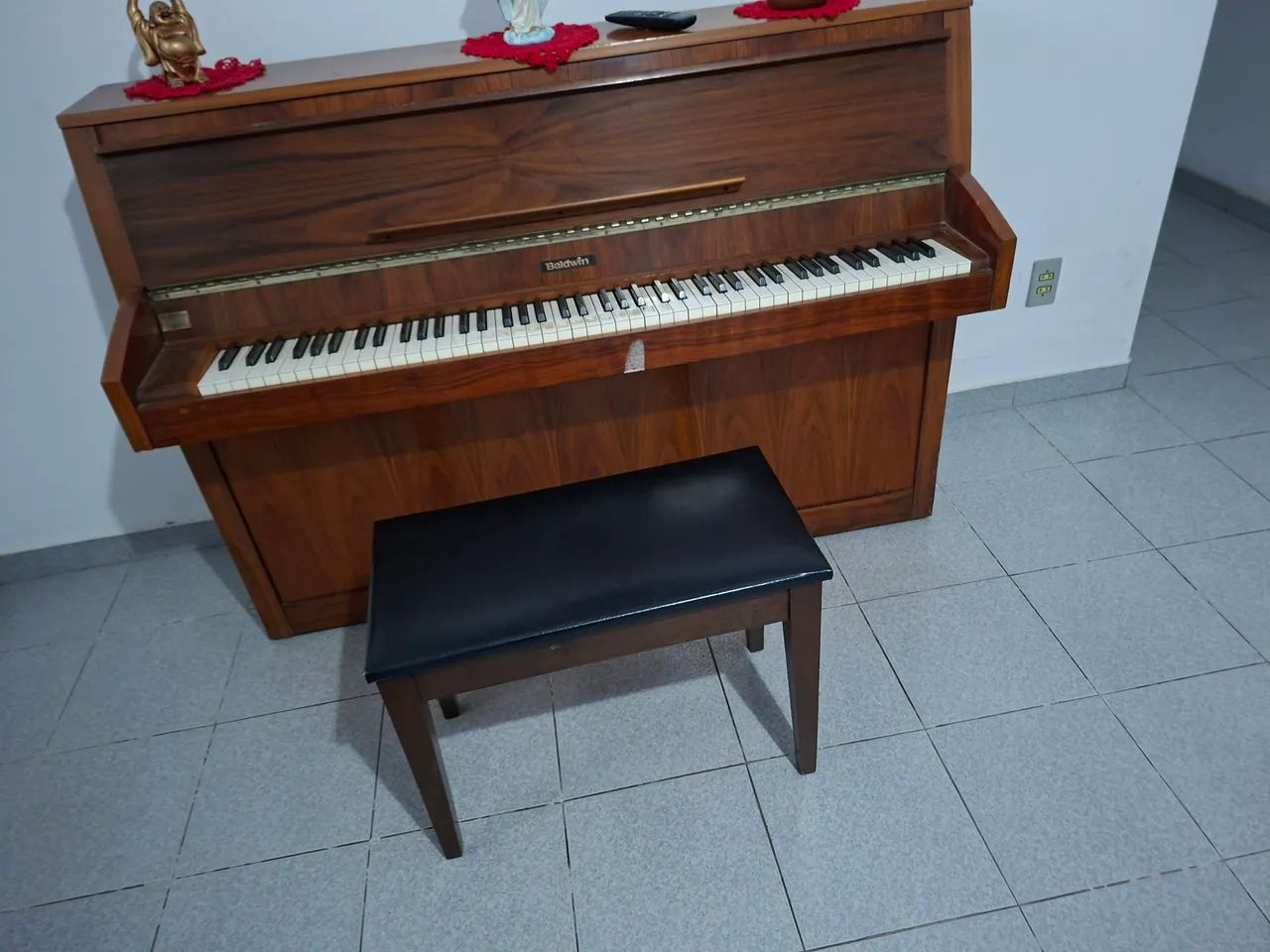 Piano Baldwin ótimo estado  - Foto 4