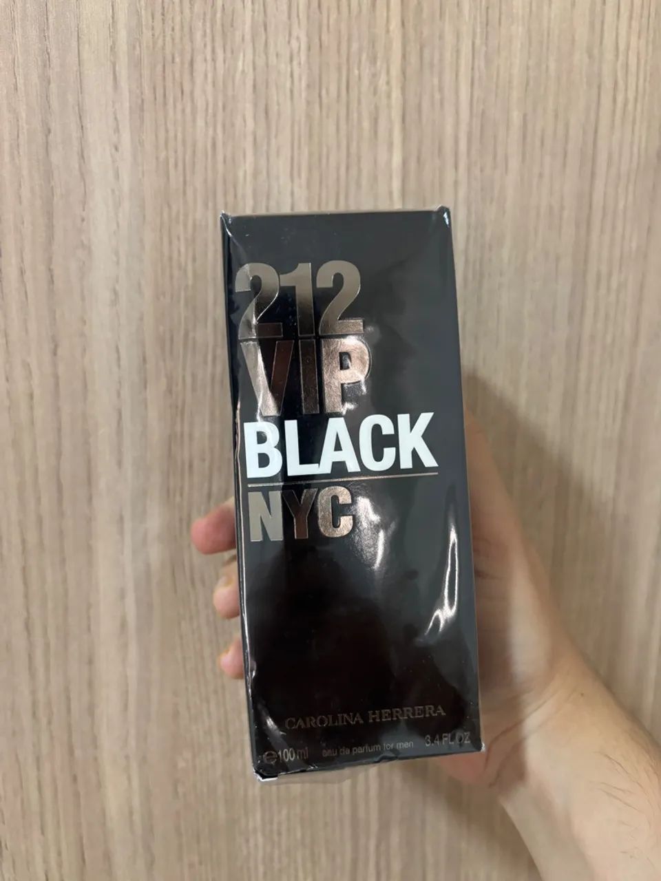 Perfume 212 vip black