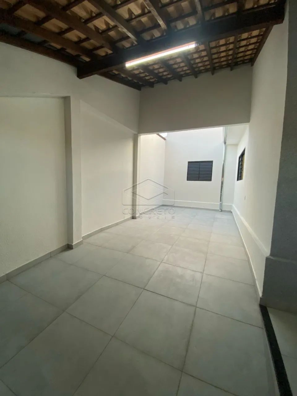 Belíssima casa com 03 dormitórios - Geisel - Foto 2