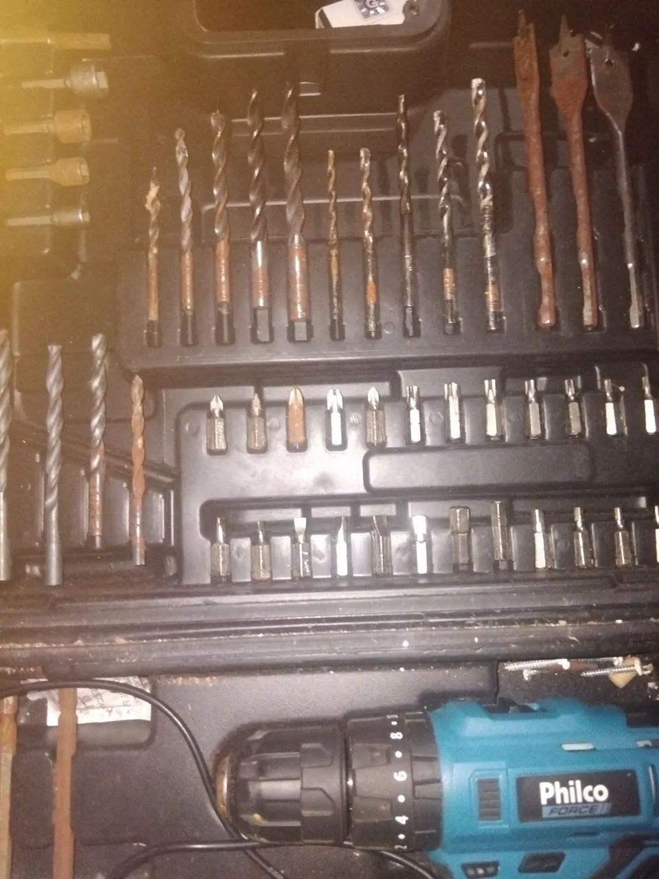 VENDO parafusadeira novinha zerada  - Foto 3