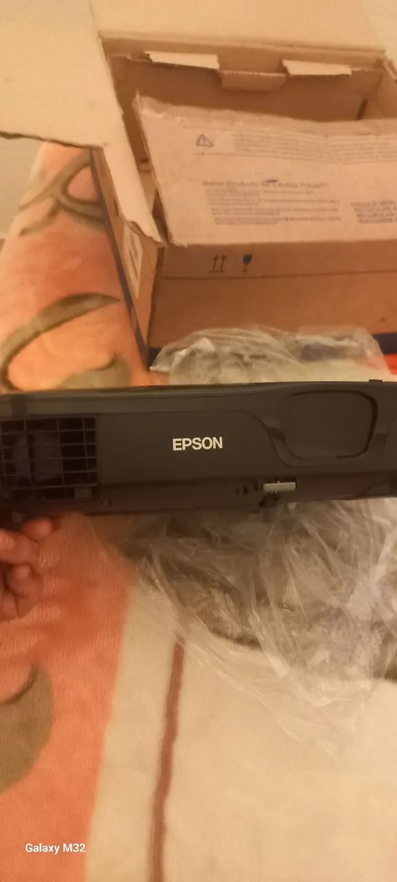 Projetor epson powerlife s12+ - Foto 2