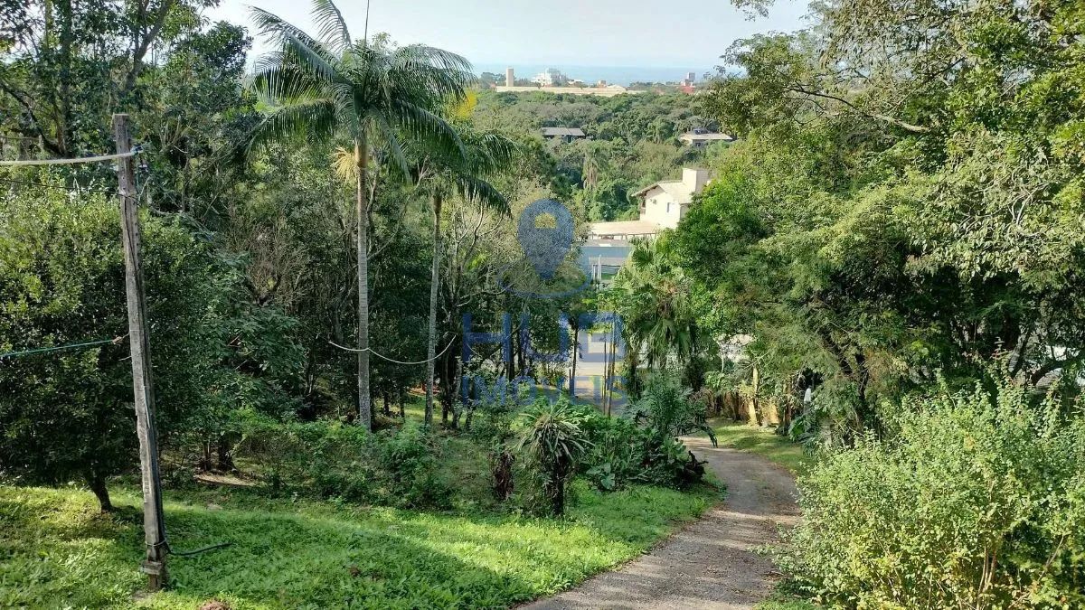 À Venda, 1500m2, Com Casa (65m2) , Morro das Pedras, Florianópolis/SC