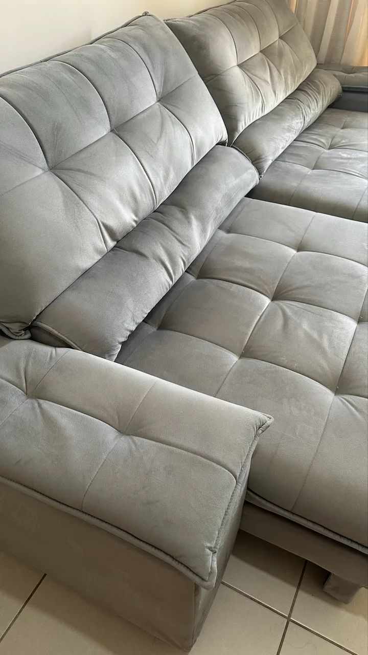 Sofá Retrátil e Reclinável 2,60 m Cinza com Porta-Copos - Excelente Estado - Foto 2