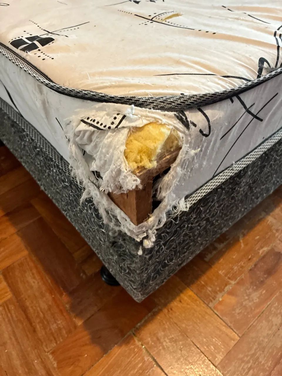 Vendo cama box usada - Foto 4