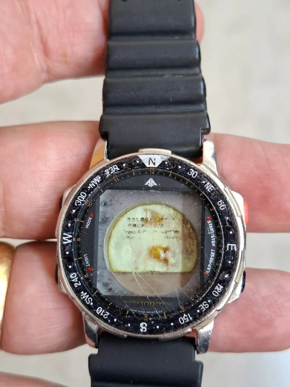 Caixa para Citizen Windsurf D060 