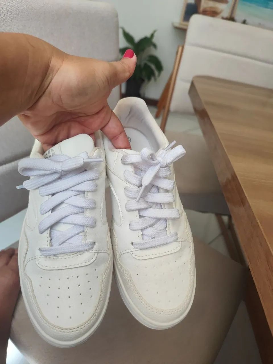 Tênis Branco feminino Constance - Foto 2