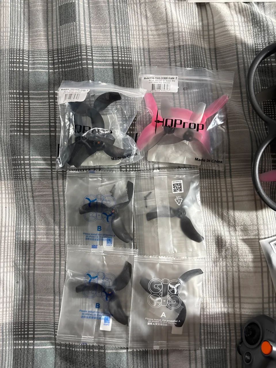 DJI AVATA 2 (Combo Fly More) + CONTROLE FPV 3 + Filtros ND  - Foto 4