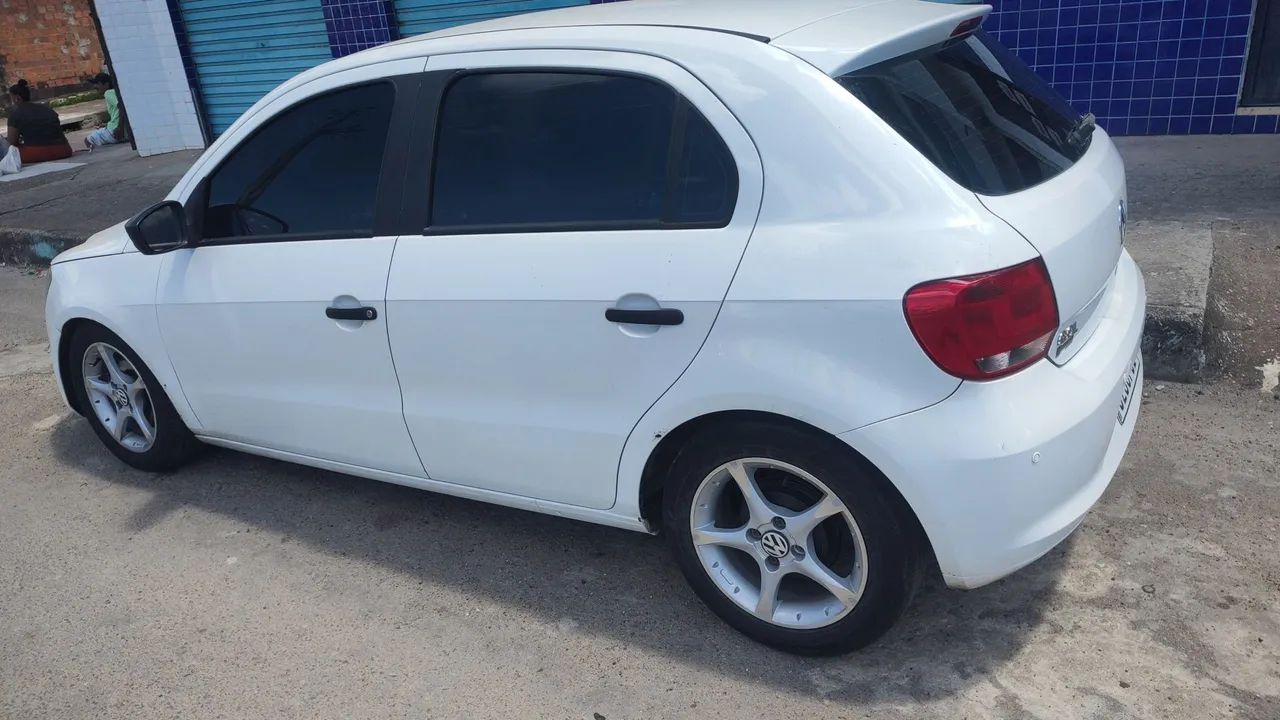 Volkswagen Gol Gol (novo) 1.0 Mi Total Flex 8V 4p 2015