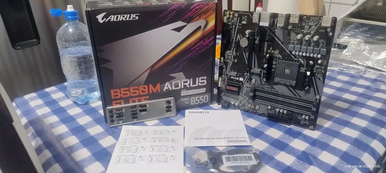 Placa mãe Gigabyte Aorus B550-M - Foto 4