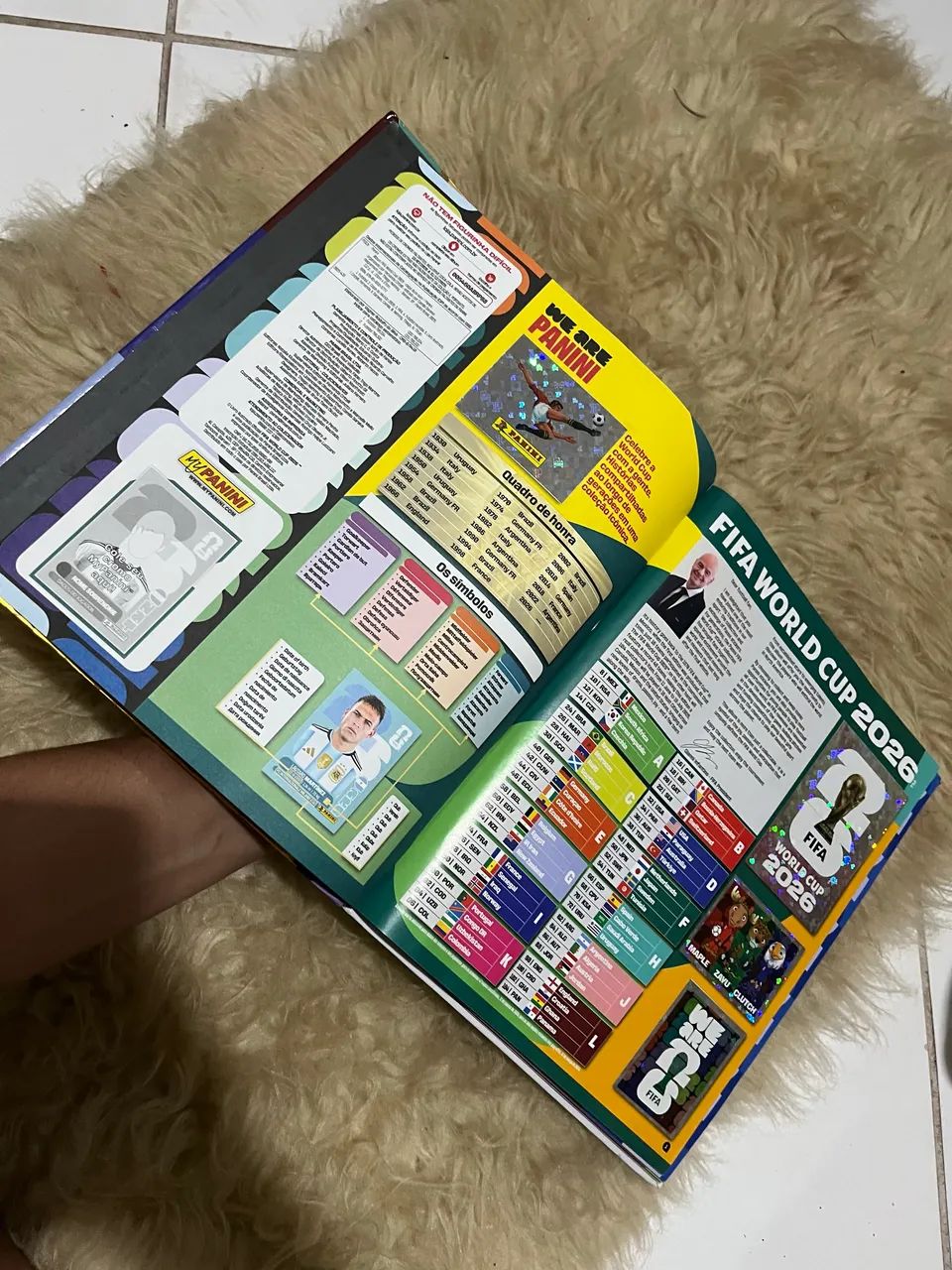 Álbum da copa 2026 Capa Dura 72% completo - Foto 3