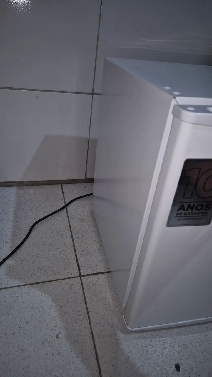 Frigobar Midea 45L - Foto 3