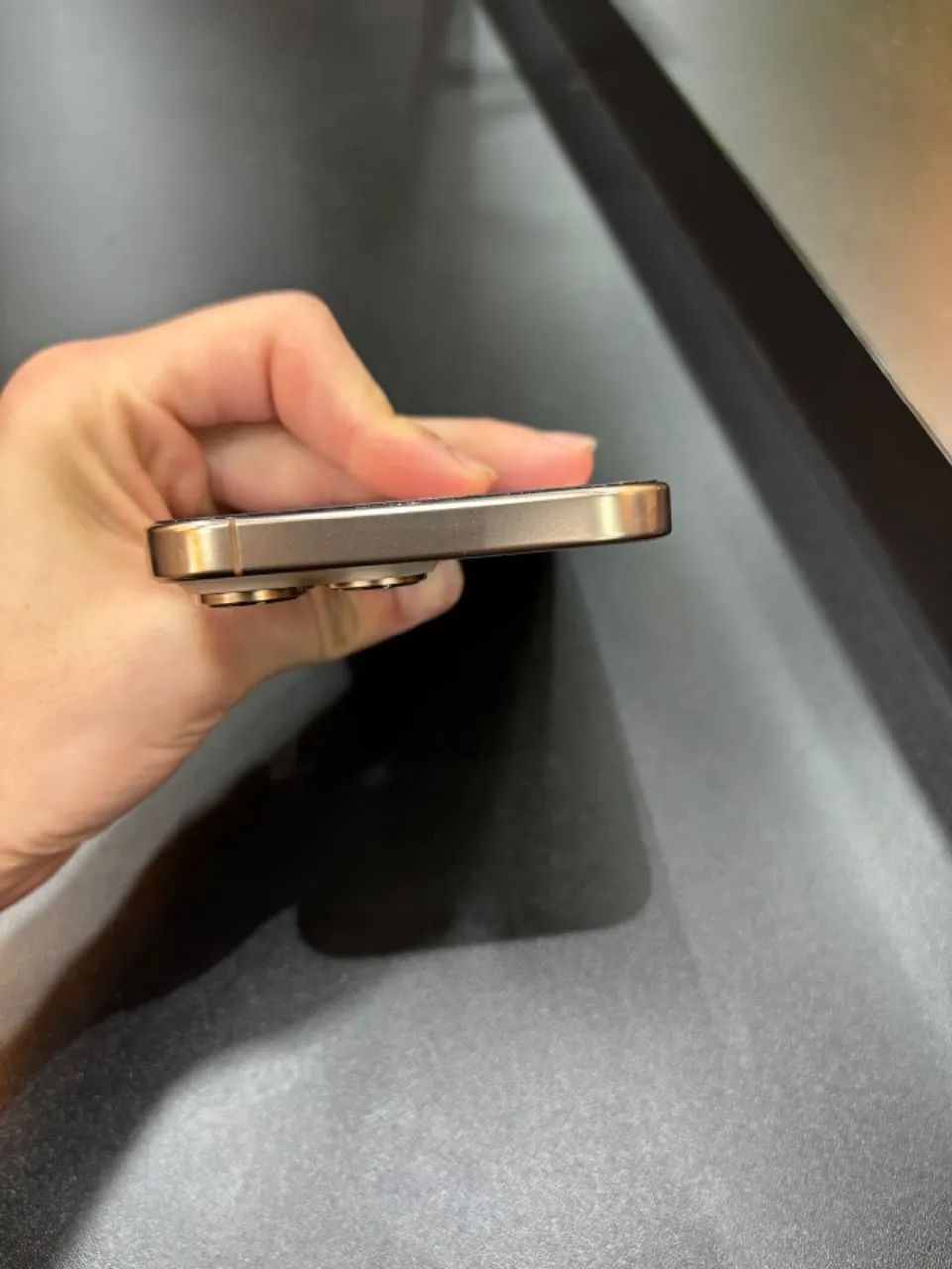 IPHONE 16 PRO MAX DESERT 256GB - Foto 3