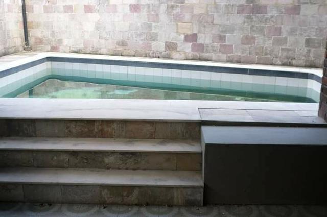 Casa em Casa Forte, 5 quartos e piscina - Foto 9