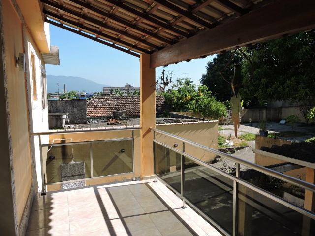 Casa com terreno grande 600m2 centro de Bangu Rangel Pestana - Foto 14