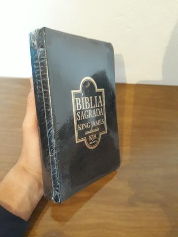 Biblia Sagrada - king James Atualizada (lacrada) - Foto 3