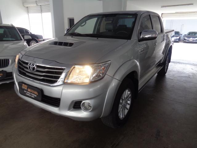 TOYOTA HILUX 2012/2012 3.0 SRV TOP 4X4 CD 16V TURBO INTERCOOLER DIESEL 4P AUTOMÁTICO - Foto 2
