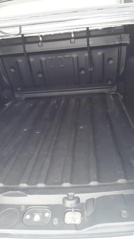 Vendo uma Fiat toró ano 17.17 dissel automático - Foto 3