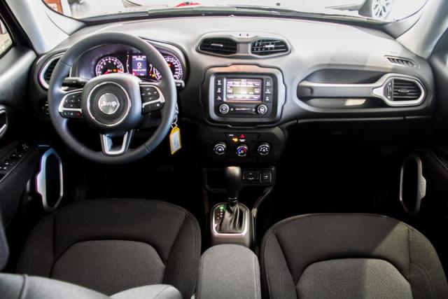 JEEP RENEGADE SPORT 1.8 FLEX AUT - Foto 20