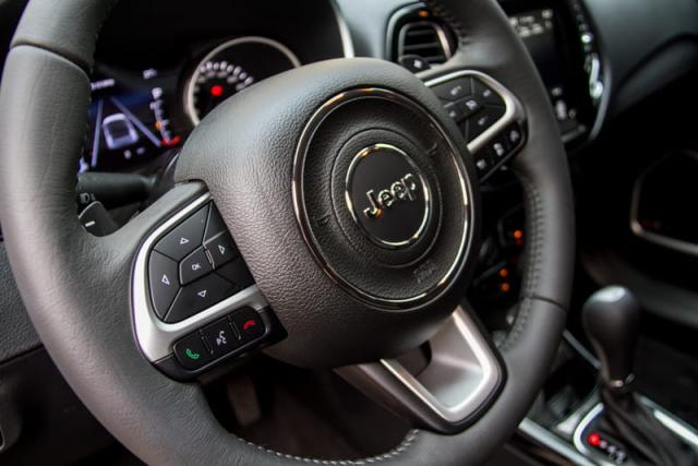 JEEP JEEP COMPASS LIMITED DIESEL 2.0 - Foto 11
