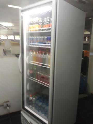 Freezer Vertical::GTPC - 575 PVA p/ gelo / PT Vidro / 575 litros:: R$ 2.600 - Foto 2