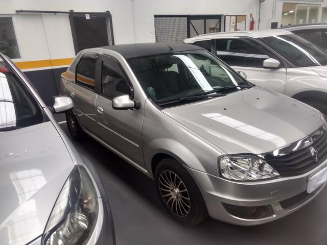 Renault Logan 1.6 8v completo 2011 - Foto 5