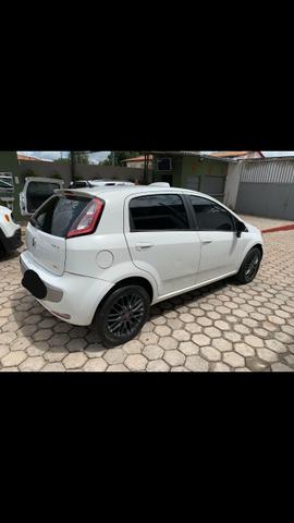 Fiat Punto Essence 1.6 16 V - Foto 2
